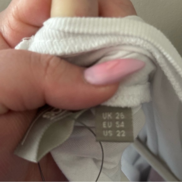 asos curve reversible tee shirt - Picture 3 of 4